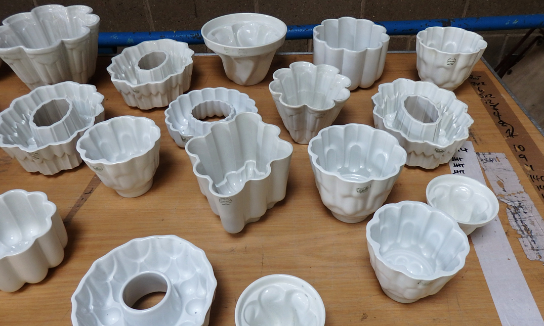 Shelley Ceramic Jelly Moulds quintessential duckeggBLUE