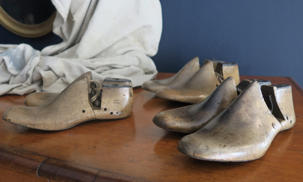 Vintage English Shoe Lasts quintessential duckeggBLUE