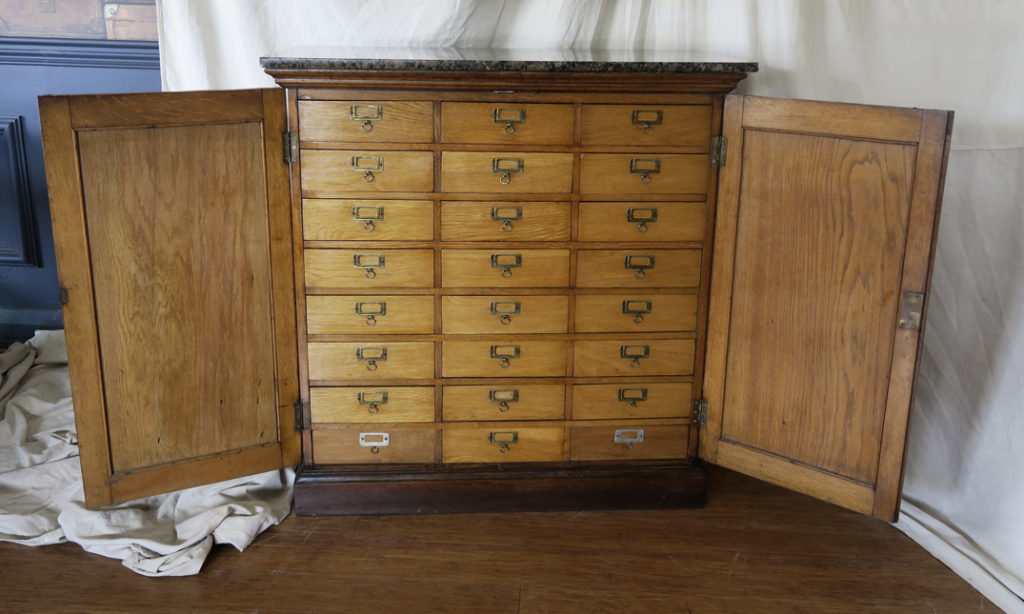 English Lawyers quintessential duckeggBLUE